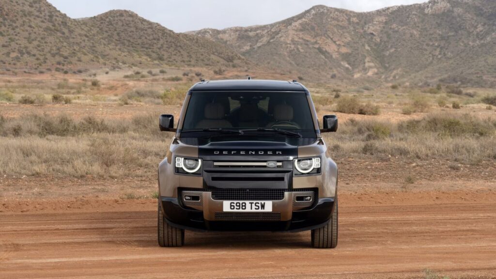 Land Rover Defender 2025