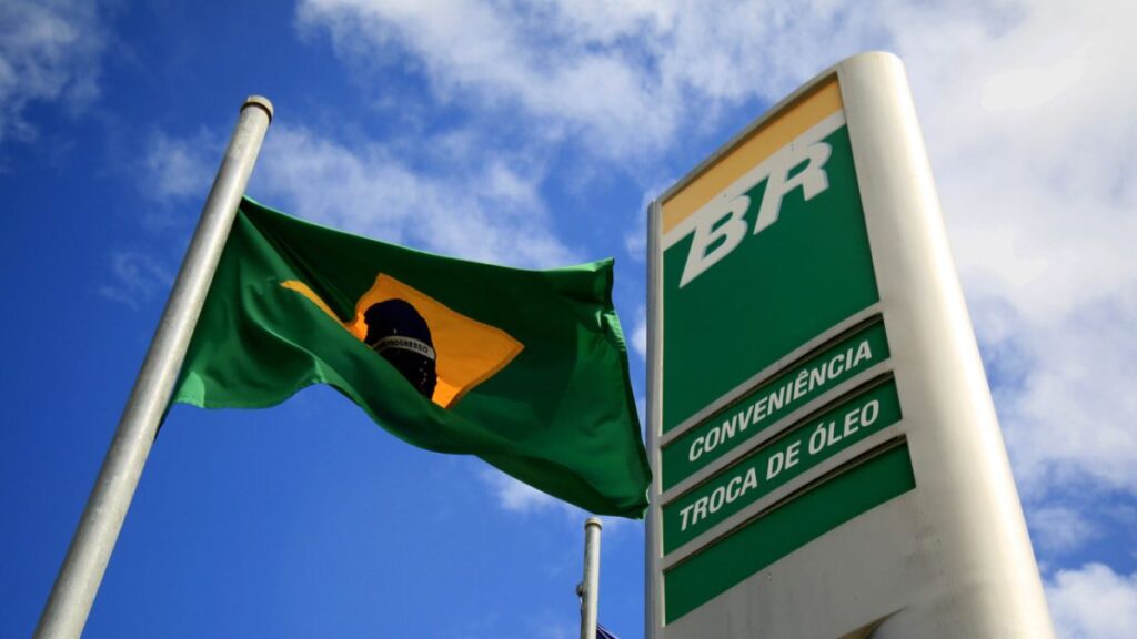 Petrobras Anuncia Redução no Preço da Gasolina a Partir de 16 de Junho